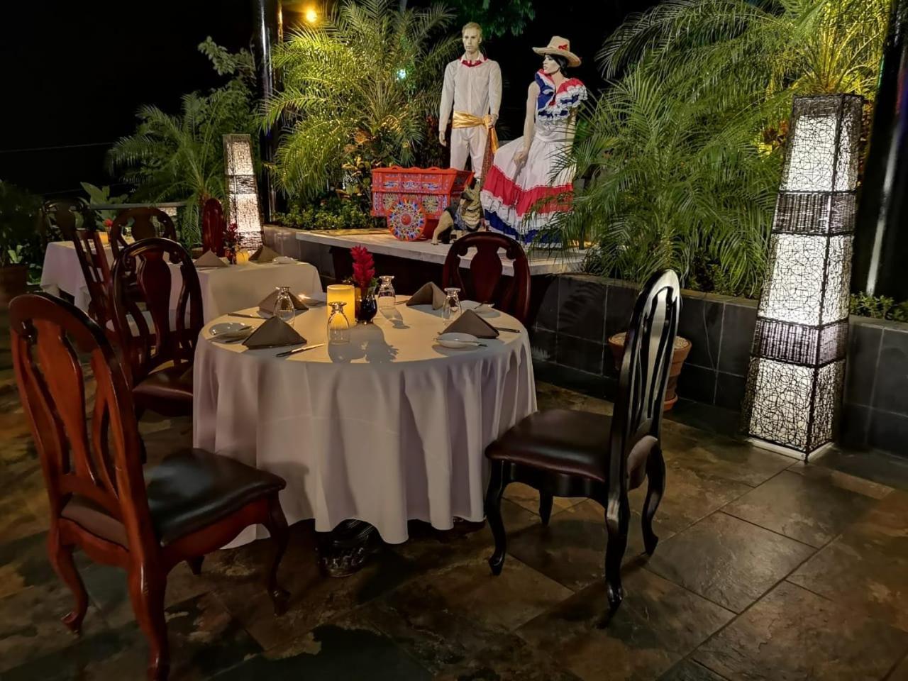 La Mansion Inn Manuel Antonio Exterior foto